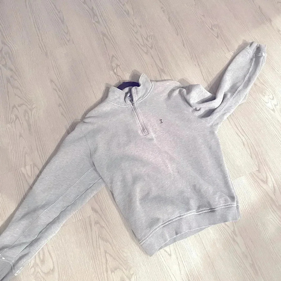 IZOD 3/4TH ZIP SWEATSHIRT PULLOVER GREY SIZE MEDIUM COLLAR LONG SLEEVE MENS - Picture 1 of 9